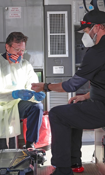 No universal playbook for virus testing in pro sports